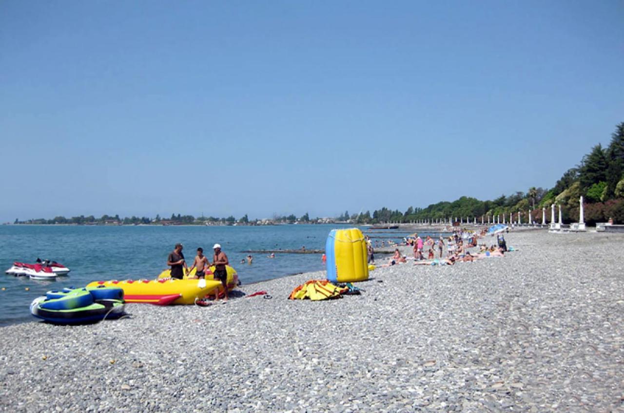 1 Квартира Люкс У Моря Sukhumi Luaran gambar