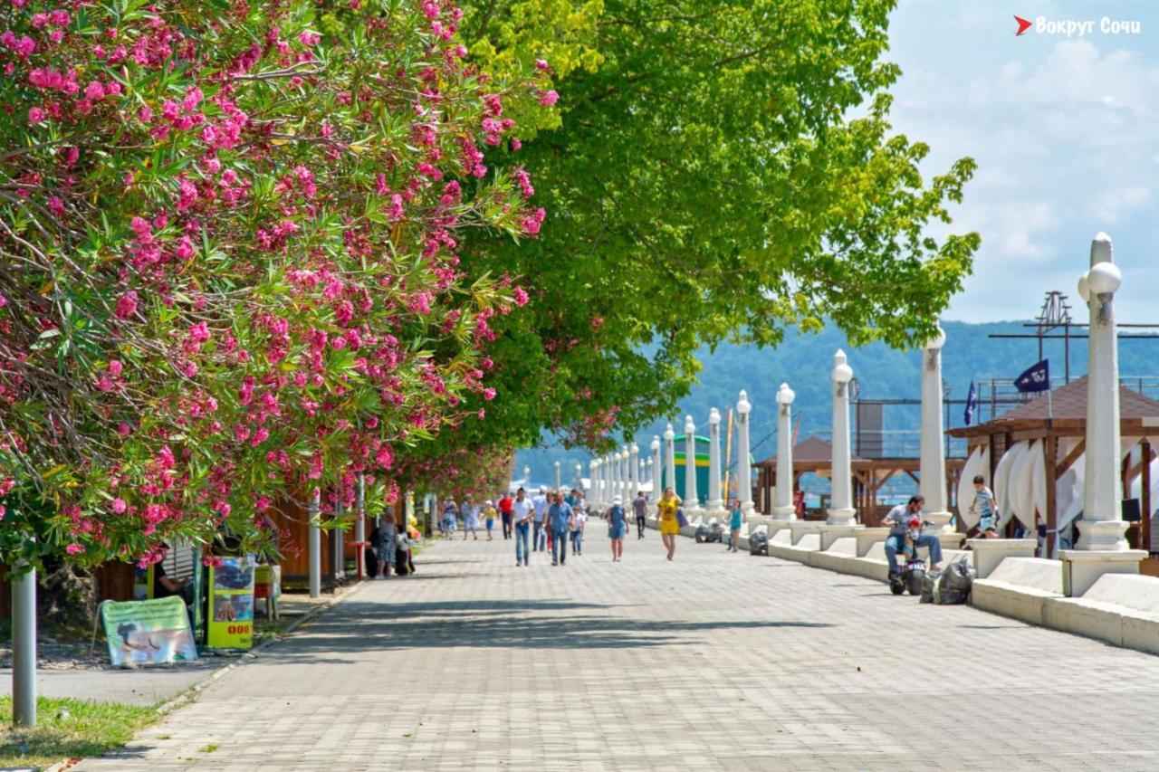 1 Квартира Люкс У Моря Sukhumi Luaran gambar